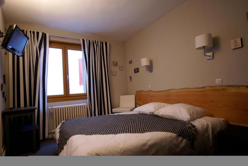 Hotel De La Placette Barcelonnette Εξωτερικό φωτογραφία