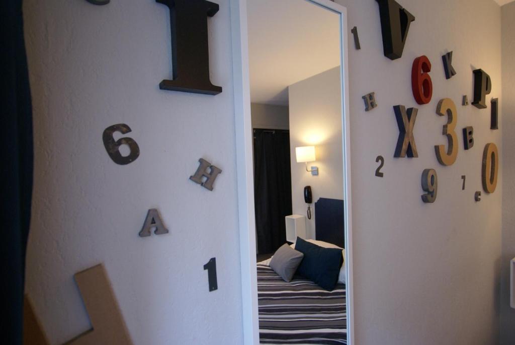 Hotel De La Placette Barcelonnette Δωμάτιο φωτογραφία